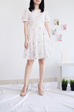 FLORAL EMBROIDERED EYELET TIERED DRESS IN LILAC FLORAL