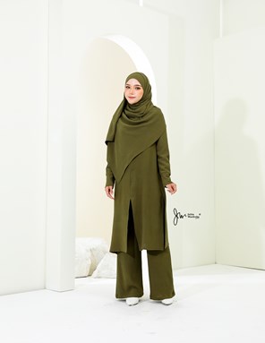 SAFIRA SUIT IRONLESS OLIVE GREEN
