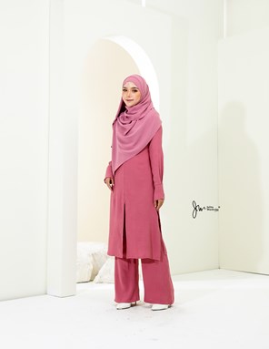 SAFIRA SUIT IRONLESS DUSTY PINK