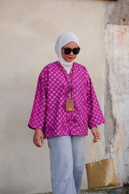 ZEINAB BATIK TOP ( Magenta FC008 )