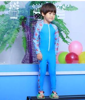 @  S1120117P	 BLUE CHILDREN SWIMSUIT - STRAWBERRY ( 3Y-8Y )