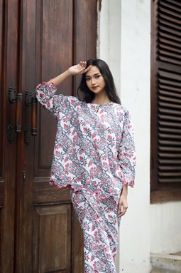 FATEEMA KURUNG VOL 2.0 ( Whitepink )