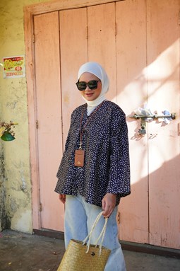 ZEINAB BATIK TOP ( Black LC009 )