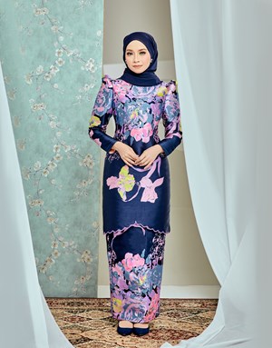 QADEERA MINI KURUNG