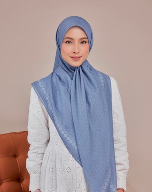 SULTANAH : JULIA