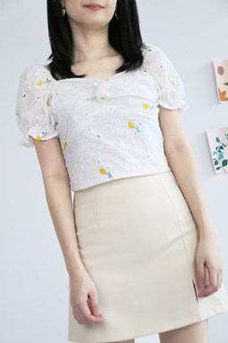 FLORAL EMBROIDERED FRONT TWIST EYELET TOP IN MUSTARD FLORAL