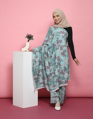 BATIK NAURA WAN 38 in Dusty Green