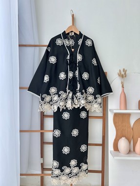 NAURA KURUNG ( BLACK )