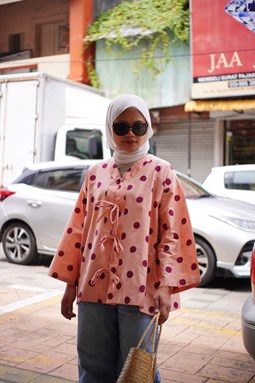 ZEINAB BATIK TOP ( Polka Peach Sorbet )