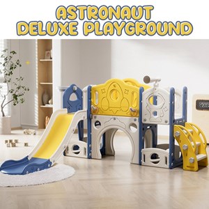 ASTRONAUT DELUXE PLAYGROUND