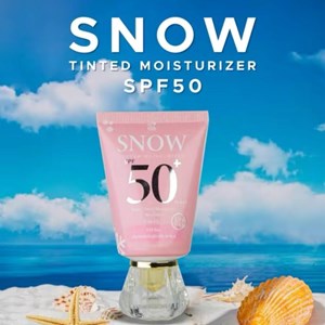 SNOW TINTED MOISTURIZER SPF50