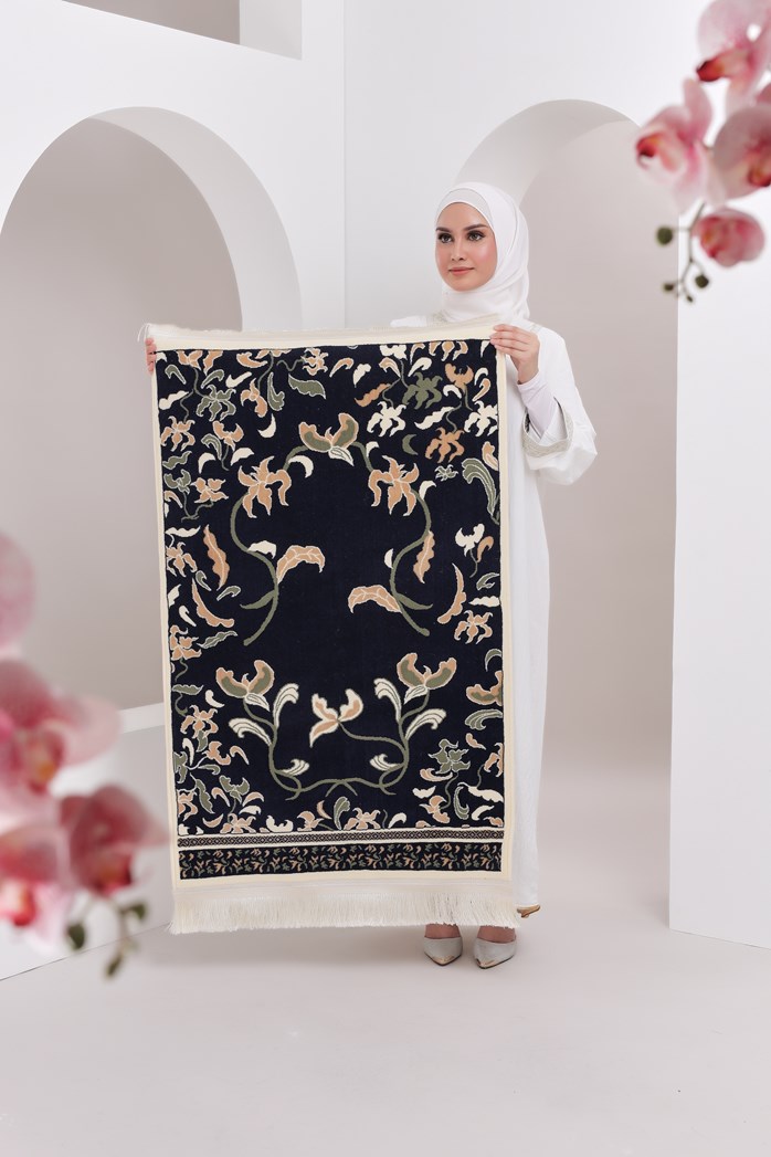 Nawra Collection Standard | The Prayer Mat