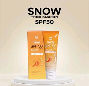 SNOW TINTED SUNSCREEN BODY LOTION