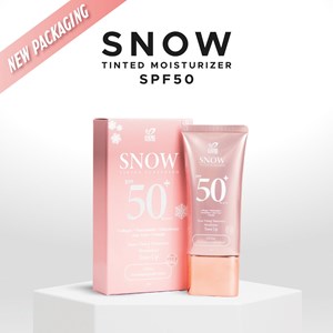 SNOW TINTED MOISTURIZER SPF50 (PRE ORDER 📌📌)