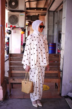 KURUNG ONDE ONDE  ( Vanilla Red Beans  )