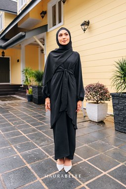 JANE KURUNG - BLACK