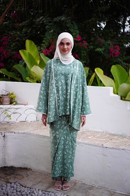 KURUNG MELATI ( KM 012 Dusty Green )