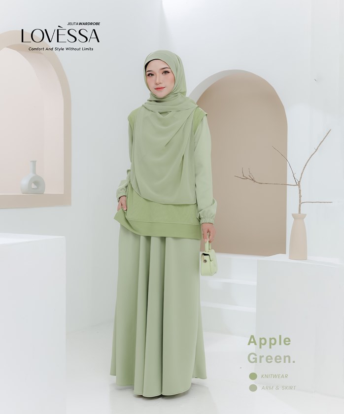 LOVESSA SUIT IRONLESS IN APPLE GREEN