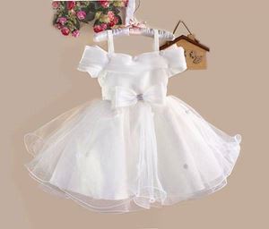 💖  * DEFFECTED *  DD009 WHITE BRIDE DRESS  ( EIZE 6Y & 7Y )