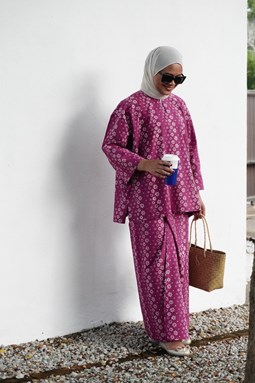 KURUNG BATIK FATEEMA ( Magenta 017 )