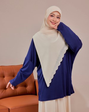 KNITTED TOP - BLUEBLACK