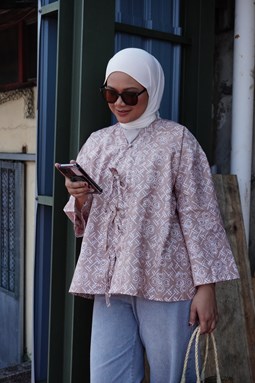 ZEINAB BATIK TOP ( BROWN 008 )