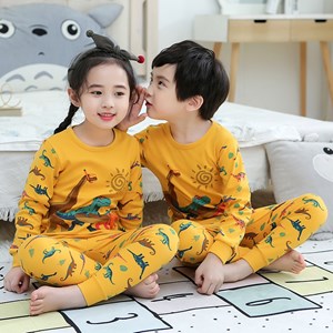 { BB2312 }. PYJAMAS SEDONDONG ( YELLOW DINASOUR  )  SZ 100-160 ( 3Y-9Y )