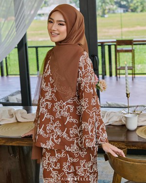LELA KURUNG - BRICK BROWN