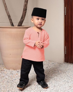 TEMENGGONG BOY - SALMON PEACH