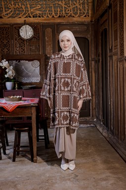 KURUNG ORKED  ( Rich Brown )