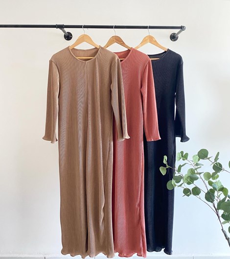 REENA PLEATED KAFTAN