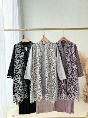 KEBAYA ANISAH