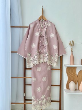 NAURA KURUNG ( PINK )