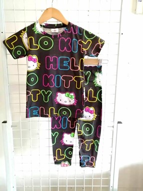 SIZE 13/14 BIG KIDS   Pyjamas HELLO KITTY NEON BLACK