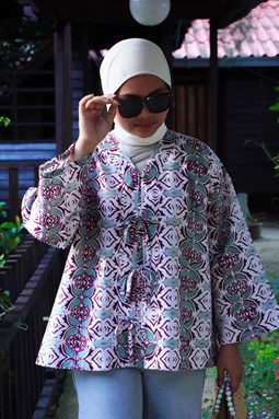 ZEINAB BATIK TOP ( White B3003 )
