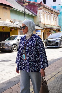 ZEINAB BATIK TOP ( Blue B4005 )