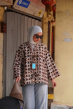 ZEINAB BATIK TOP ( Classic B4008 )