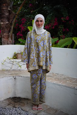 KURUNG MELATI ( KM 010 Olive )