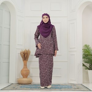 KURUNG DARWENA DARK PLUM