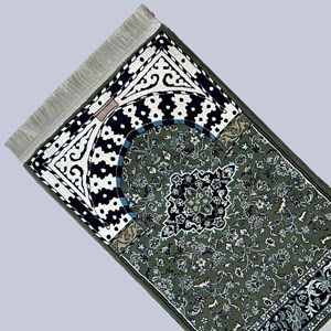 TPM121 Green 8mm Standard - Medina Collection