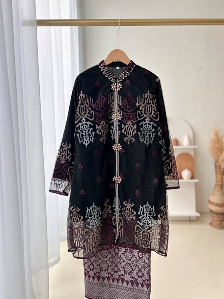 KURUNG EMBUN