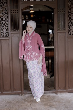KEBAYA SERUNI ( Mauve )