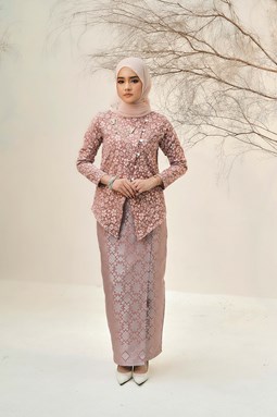 KEBAYA ARUNA ( Pink )