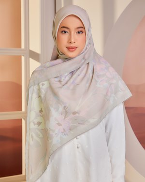ROSEANNE: POLYANTHA