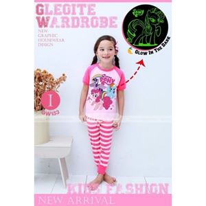 @ GW BATCH 153-I  GLOW IN THE DARK ( PONY )
