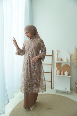 Kebaya Puteri Gunung Puteh  - Nude