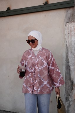 ZEINAB BATIK TOP ( PINK 005 )