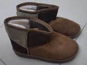 @  BROWN BOOTS