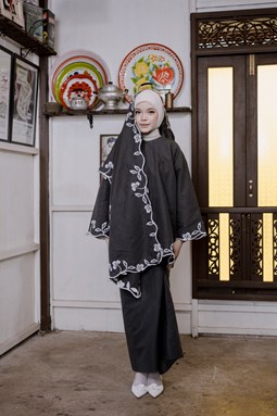 KURUNG CENDANA  ( Black Grey Stripes )