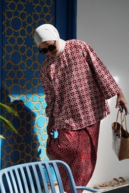 KURUNG BATIK FATEEMA ( Ruby Red 006 )